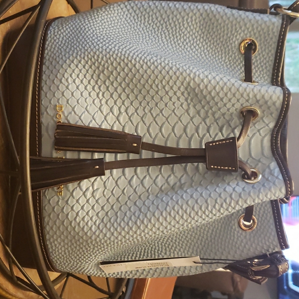 Dooney & Bourke Purse
